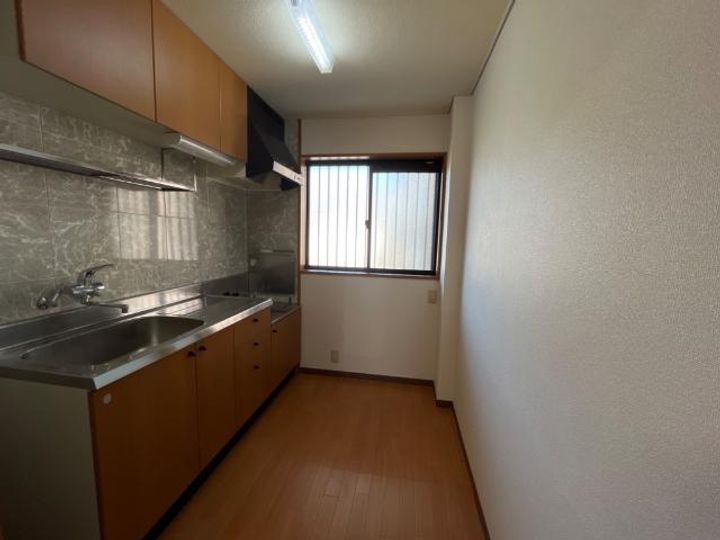 ラビナス埋田102のキッチン