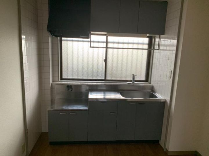 プロムナードまえの303のキッチン