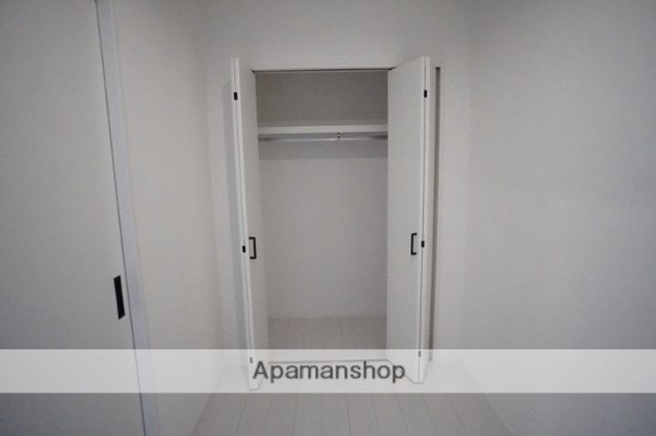 WARREN FUJINAMI 1の内装