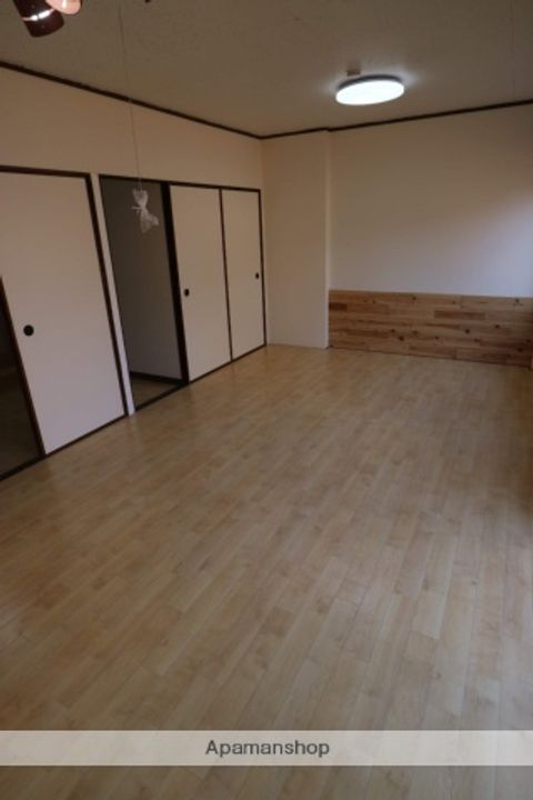 コスモハイツ新須磨102の内装