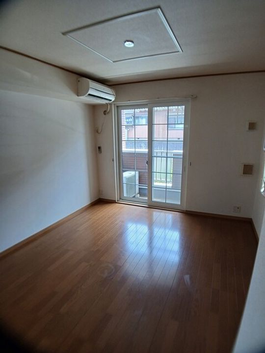 クリスタルハートの居間