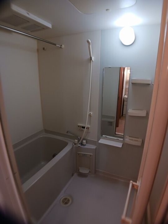 クリスタルハートの風呂