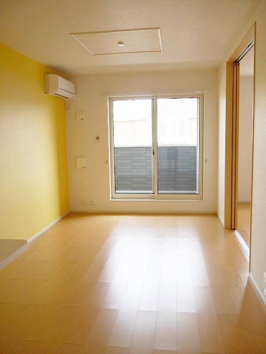 フィオリーレAの居間