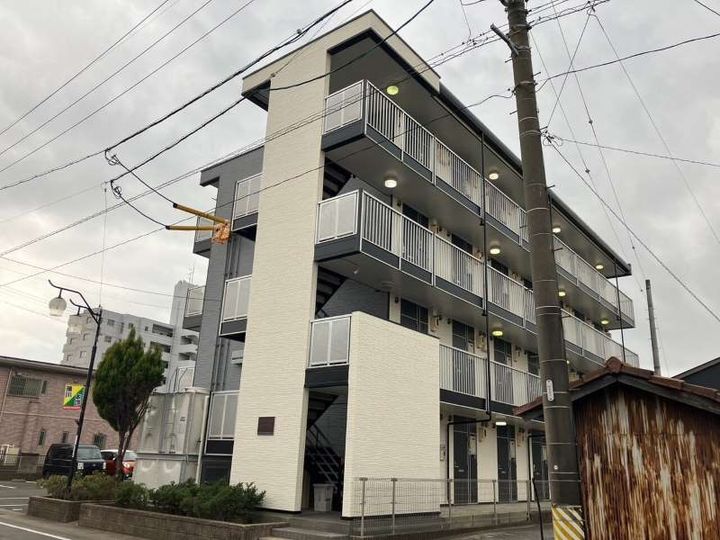 レオパレスMIA DOMO405の外観