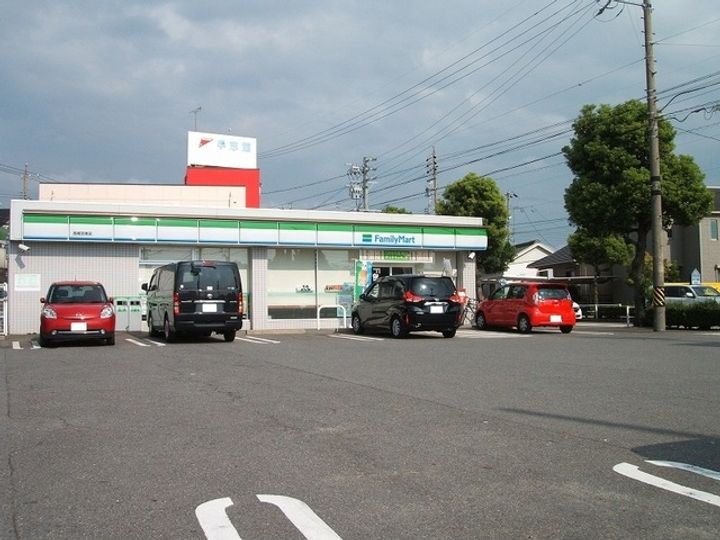 サンリット タウンB の周辺