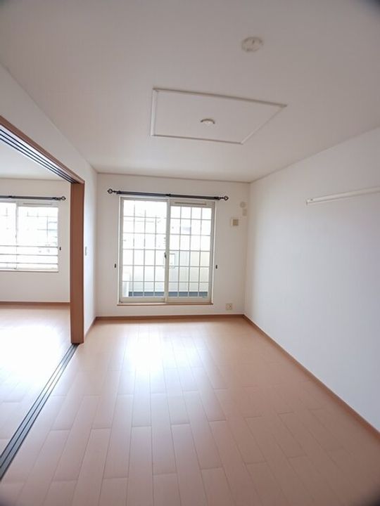 サンリット タウンB の居間