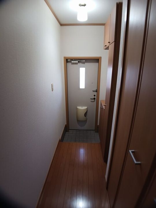 マスカットハウスの玄関