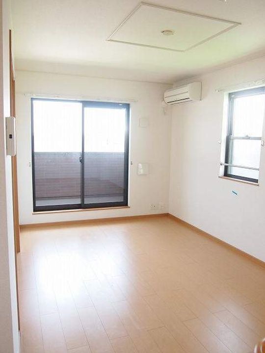 エレガントの居間