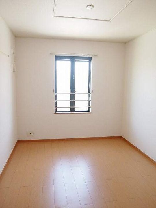 エレガントのその他画像