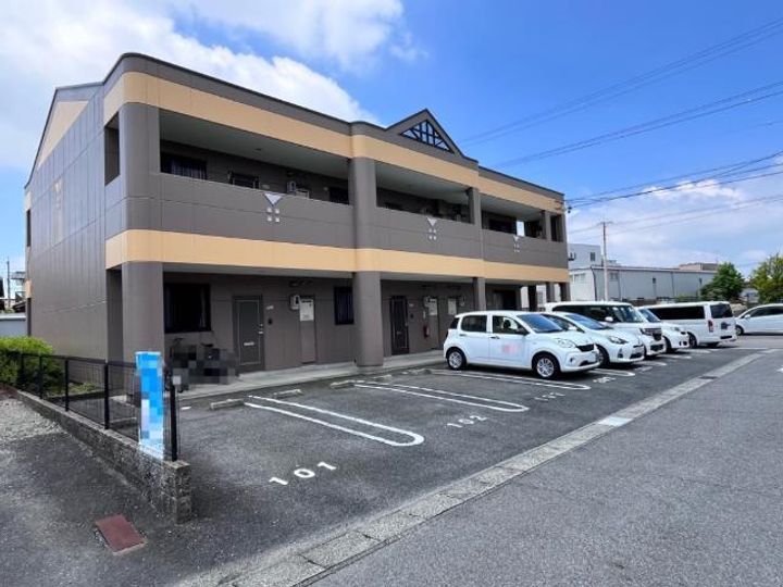 グリーンパレスⅡ202の外観