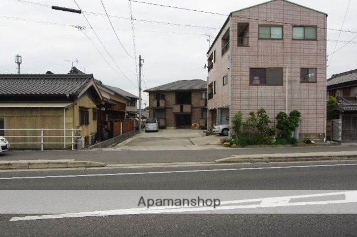 シャルマン住吉101の外観