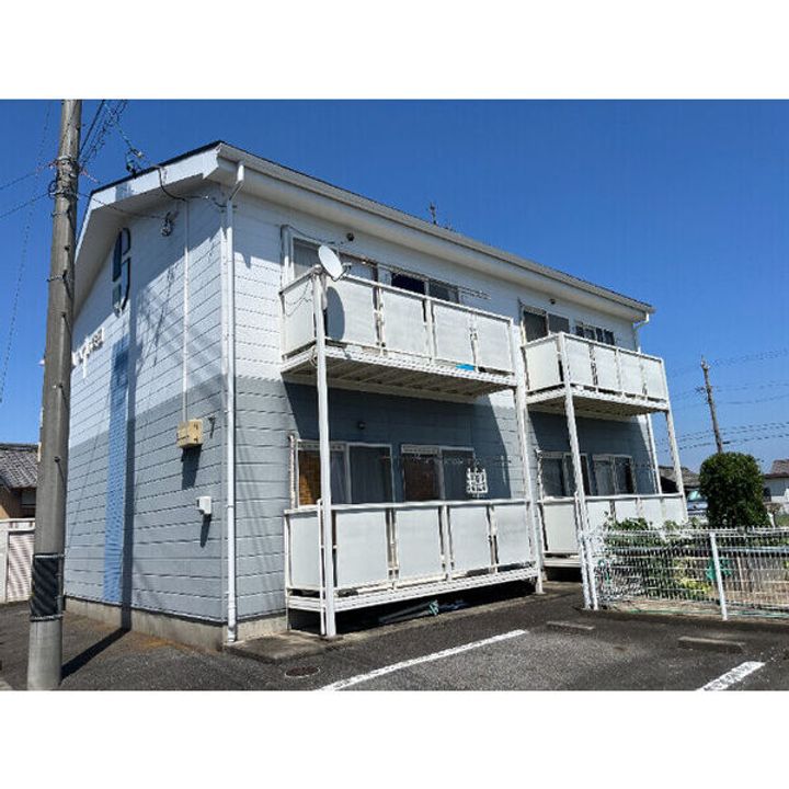 SURPLUS矢田の外観