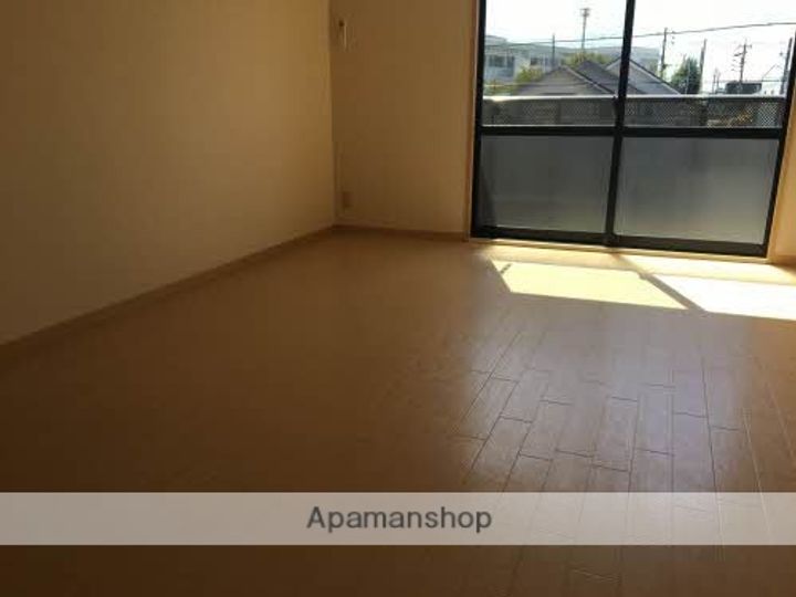 ディアス天神203の居間