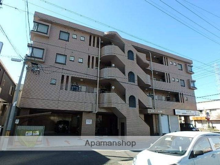 アーク21ビルの外観