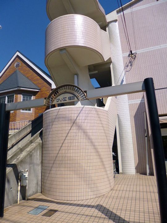 びいⅣ植田の外観