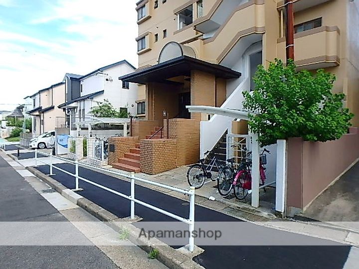 レインボー池場の外観