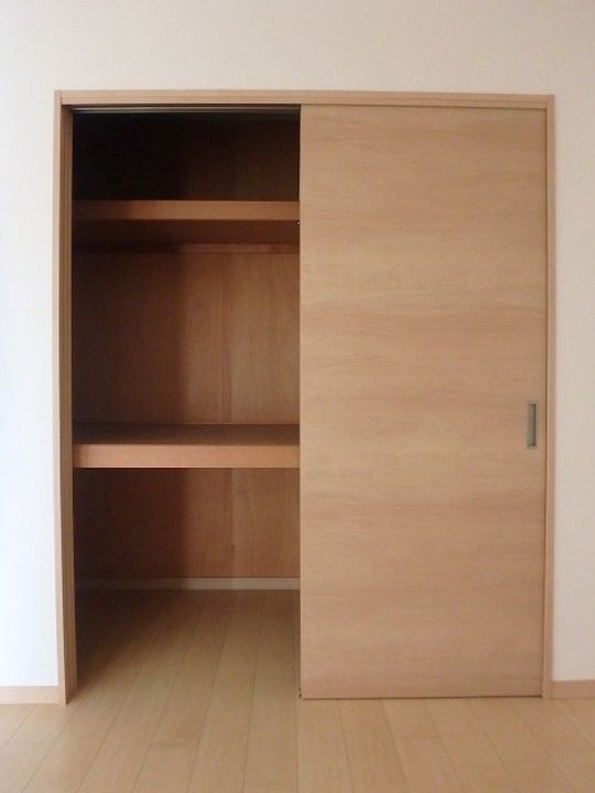 エルスタンザ原の内装