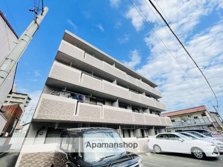 プリミエール八幡の外観