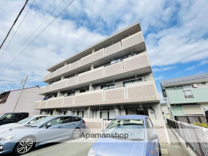 プリミエール八幡の外観