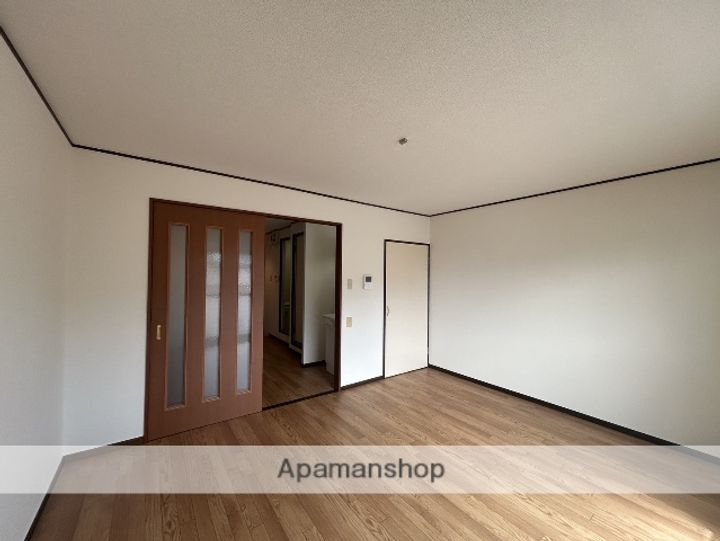 ガーデンハウスⅡの内装