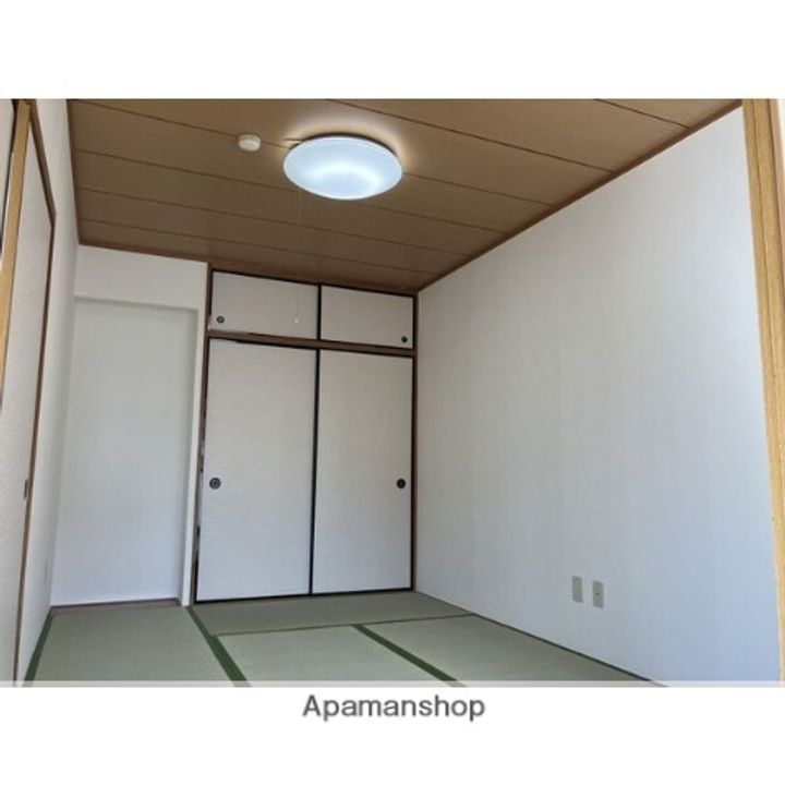 グランドヒルズ小碓3番館の内装