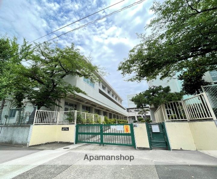 鳥山マンション2の周辺