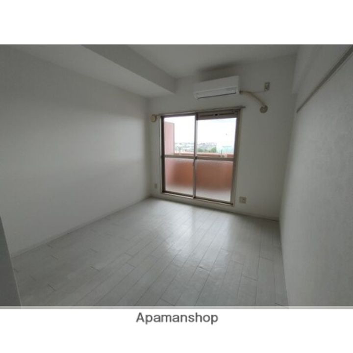 御舘鯛取の居間