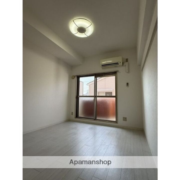 御舘鯛取の居間