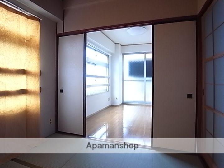 第101プロスパービルの内装