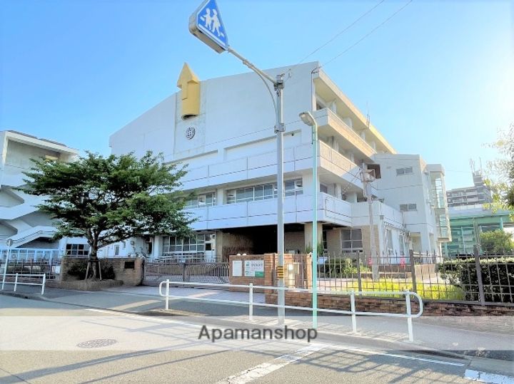 第101プロスパービルの周辺