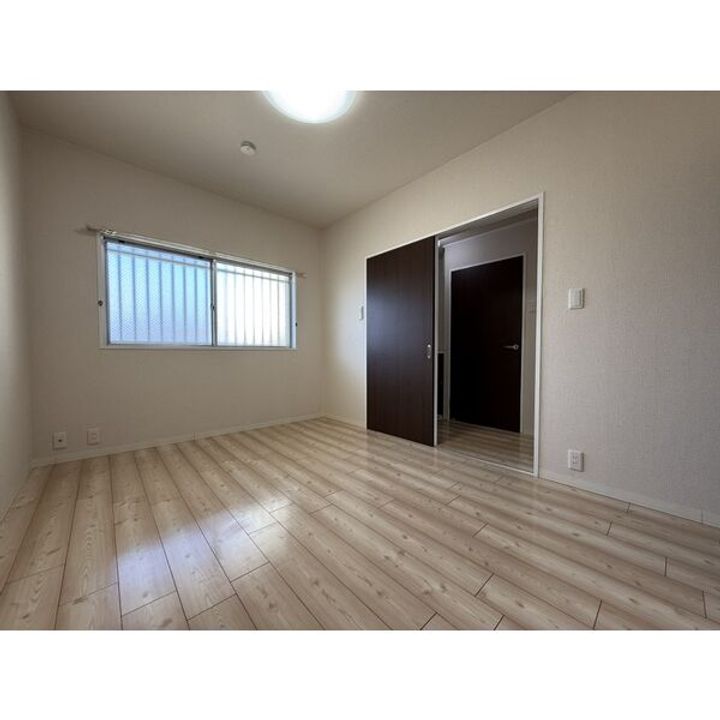 清和ハイツの居間