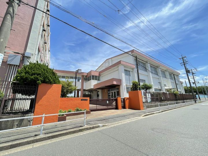 ソレイユⅠの周辺