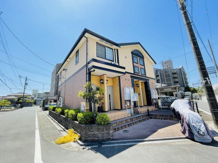 アンジュールの外観