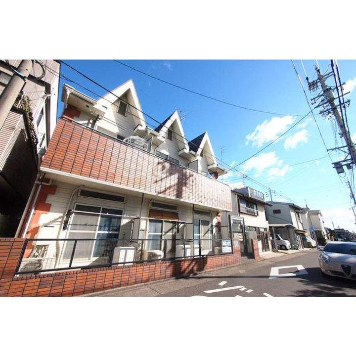 パレス本笠寺の外観