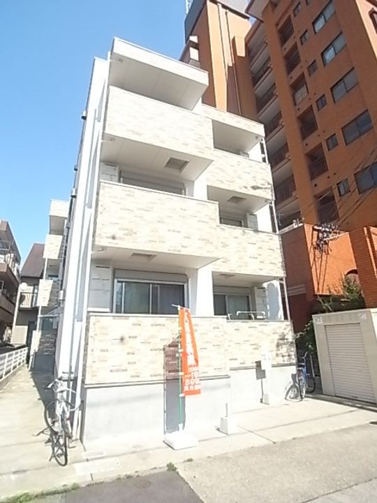 C−CALME内田橋の外観