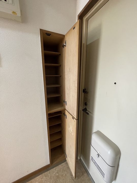 メゾン元禄の玄関