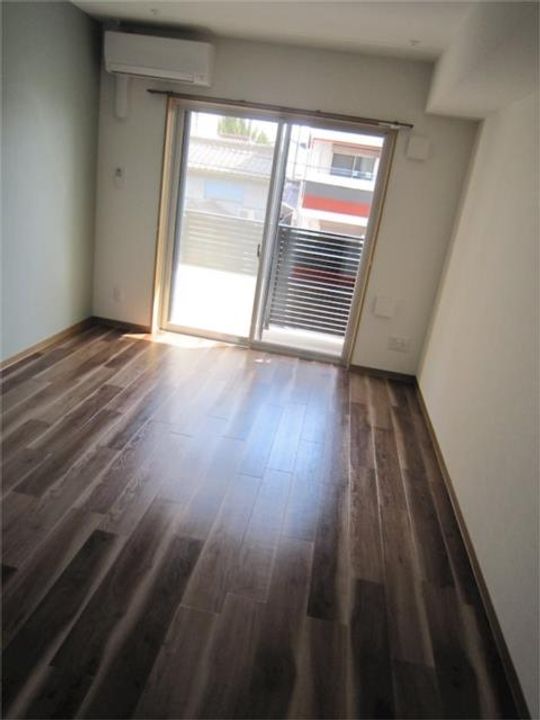 Luxter 柴田の居間