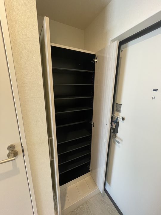 ル・シェール南名古屋の玄関