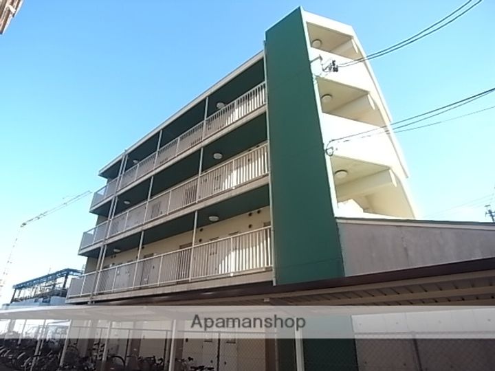 アベニュー大宝の外観