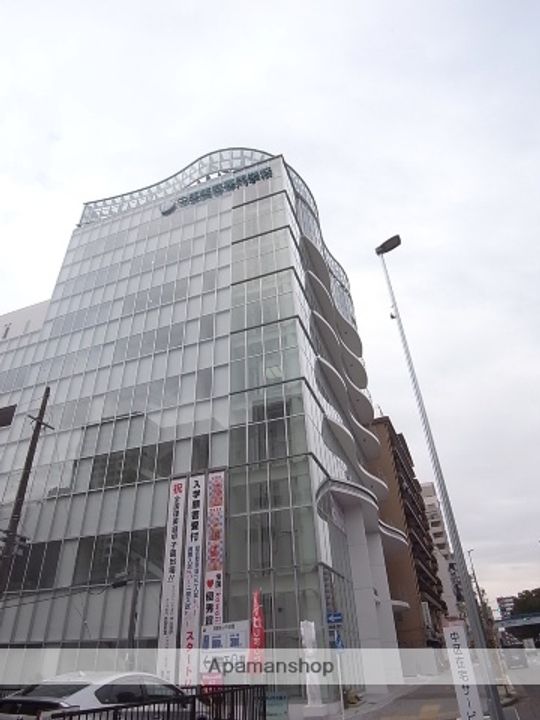 レインボーピア記念橋の周辺