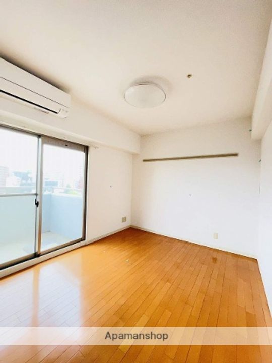 レジデンス名古屋千代田(旧WILLDO千代田)の居間