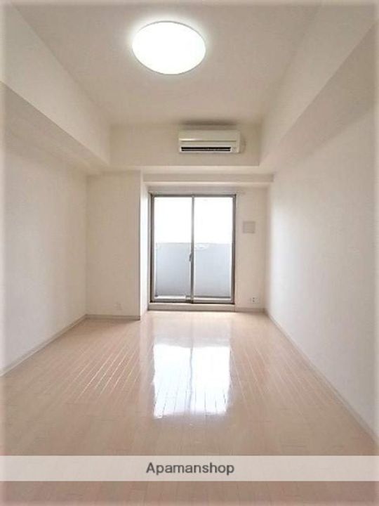 エステムプラザ名古屋・栄プレミアムの居間