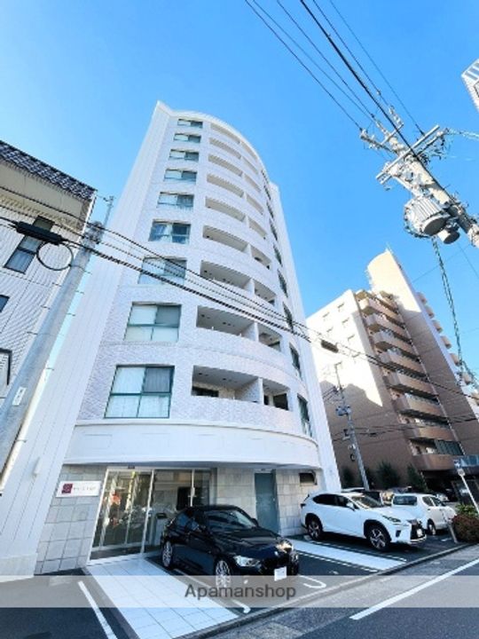 ドゥーエ上前津(旧さくらHILLS上前津)の外観