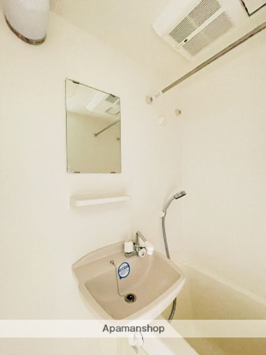 RIDGE堀田(旧スペーシア堀田)の内装