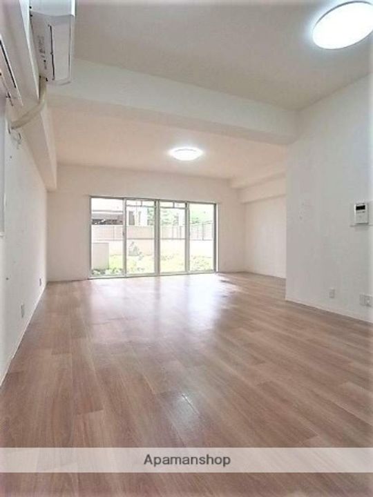 ユーハウス鶴舞Ⅱの居間