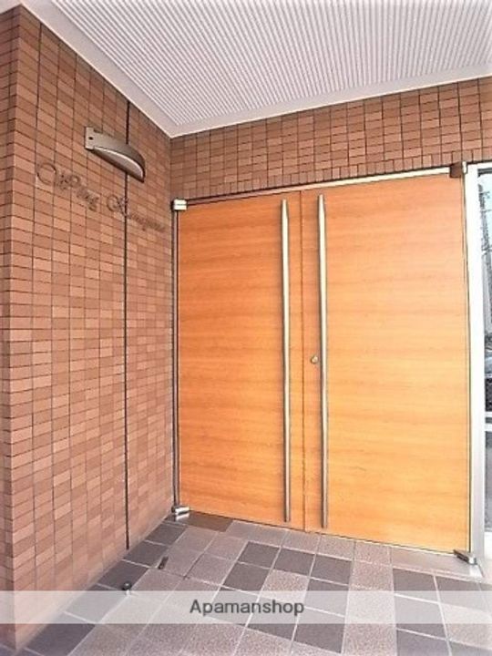 ウィング金山の外観