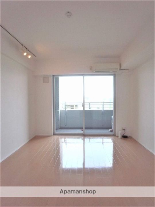 グラン・アベニュー西大須の居間