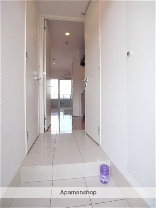 グラン・アベニュー西大須の玄関