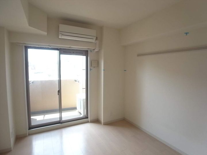 プレサンスSAKAEリバースタイル0402の居間