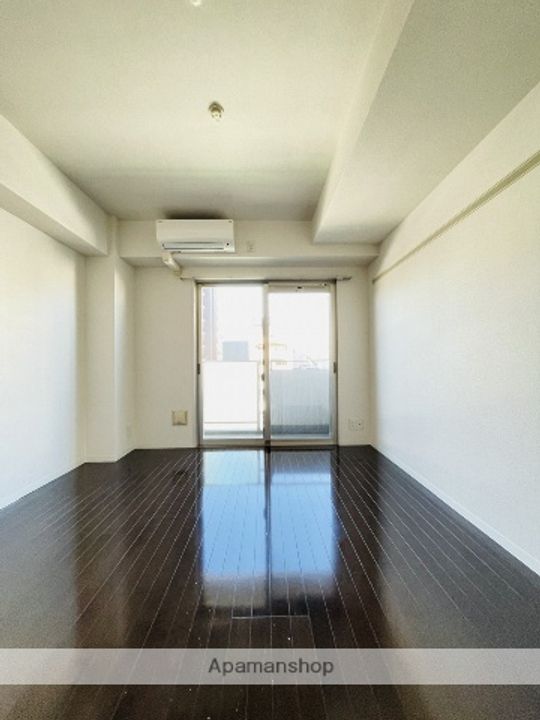 プロシード新栄の居間